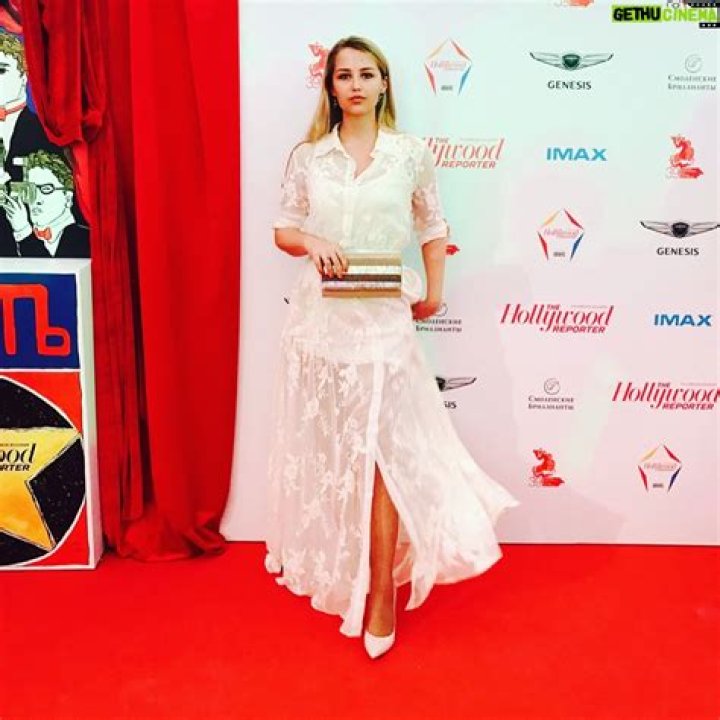 Aglaya Shilovskaya Net Worth