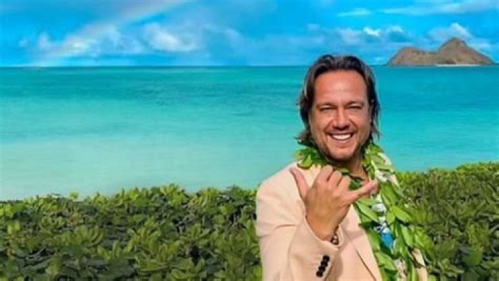 Angus Mitchell's Marriage: Insights into Angus Mitchell's Previous Marriage - SarkariResult