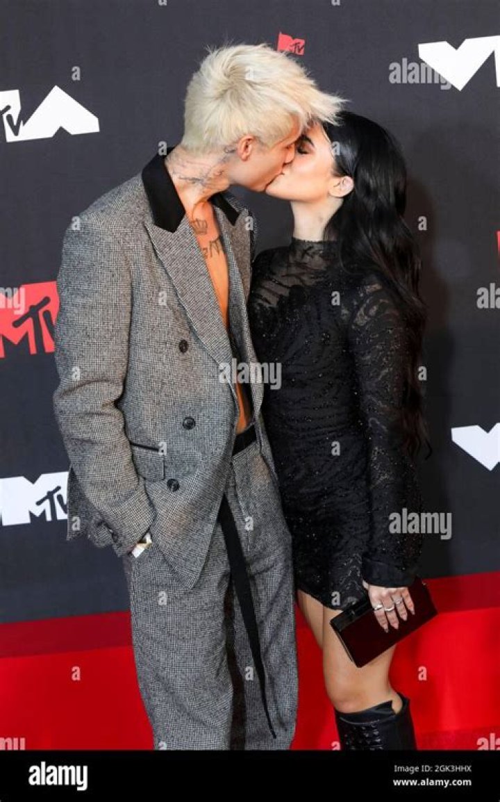 Are Nessa Barrett And Jaden Hossler Engaged? Details On The Singer’s Love Life