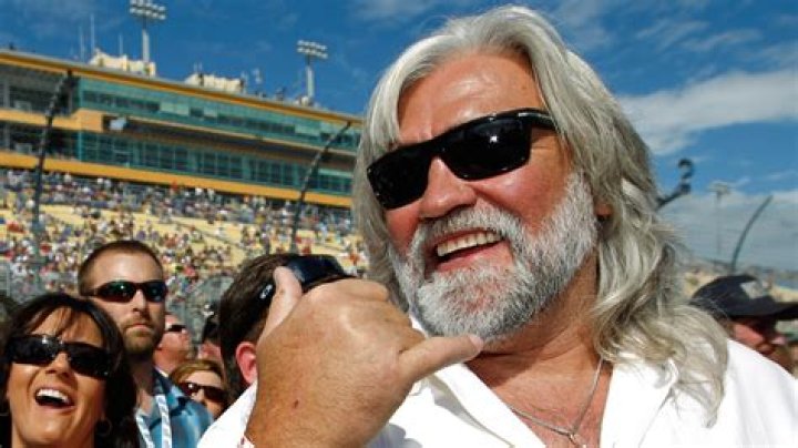 Bill Wichrowski’s Net Worth, Biography, Career, Awards, Fact and Life Story