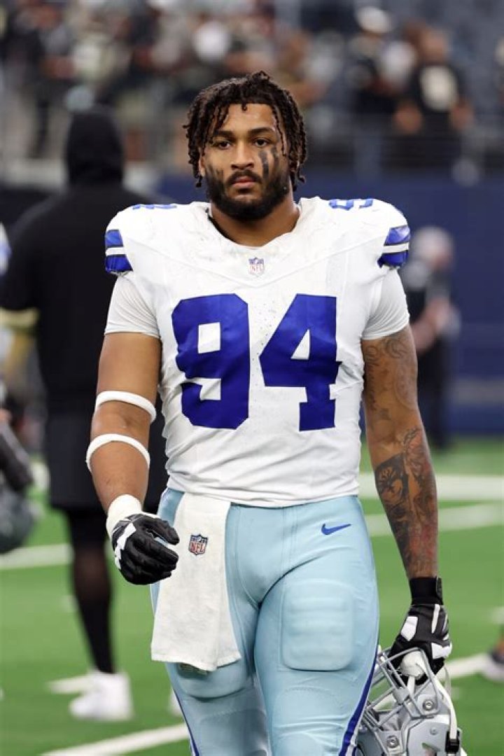 Chris Board Contract, Salary, Position, Number, PFF, 40 Time, Age, Height