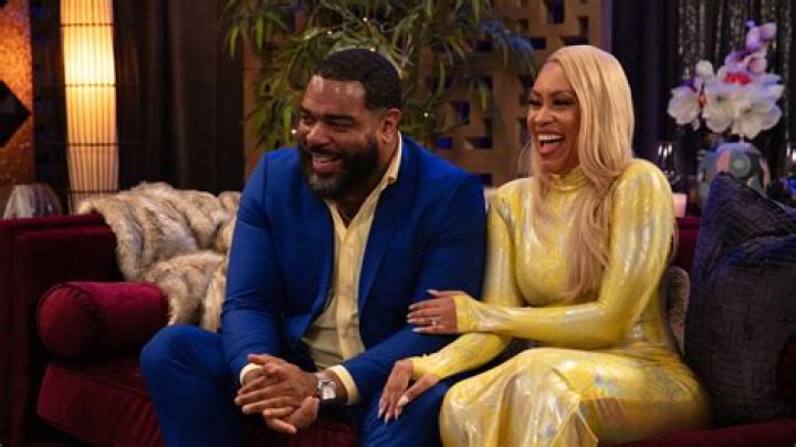 Clifton Pettie Net Worth Compare To Fiance Joi Carter