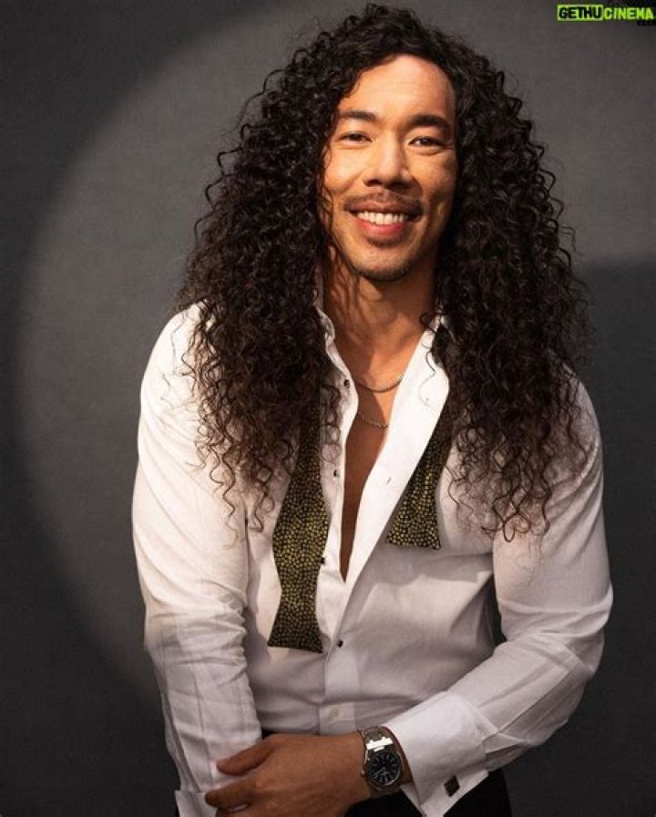 Cole Walliser Wiki, Biography, Age, Net Worth, Salary, Height, Dating, Relationship