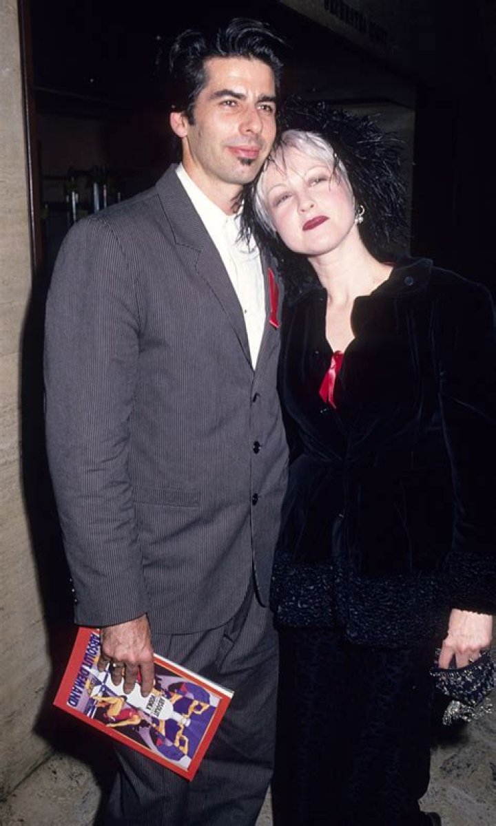 Cyndi Lauper: Husband, net worth, tattoos, smoking & body measurements