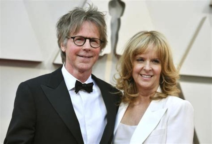 Dana Carvey’s Net Worth 2023 : Biography, Age, Family, Religion, Salary, Income & Assets - Check Details - SarkariResult