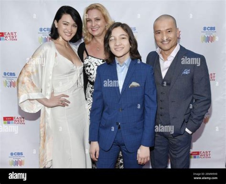 Filipino: Jon Jon Briones Wife: Megan Johnson Briones, Wiki, Biography, Family and Children