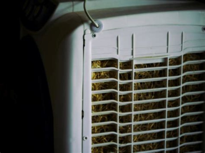 How to clean a swamp cooler