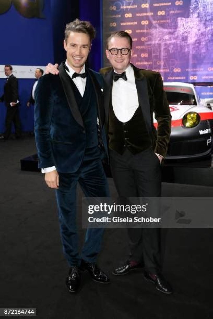 Jan-Henrik Scheper-Stuke Queer Eye Germany Age, Net Worth And Instagram