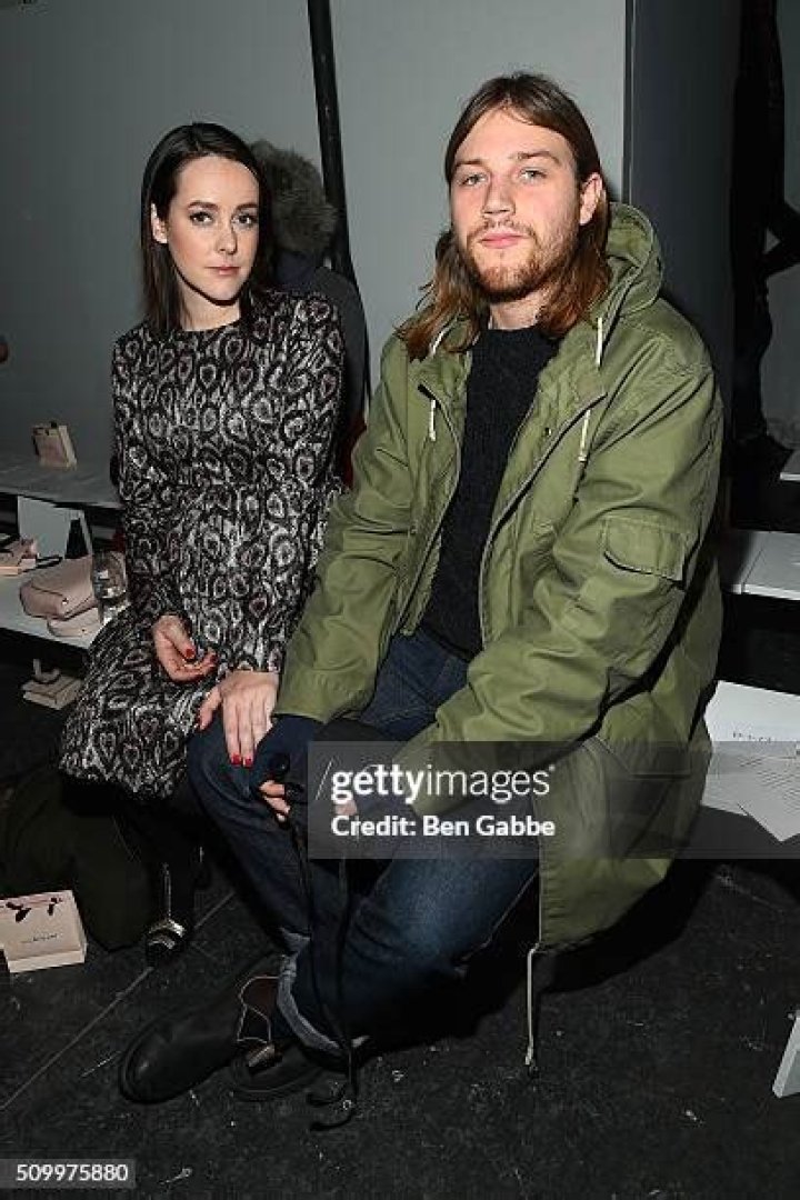 Jena Malone Husband: Who is Jena Malone married to?