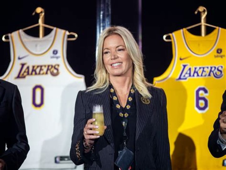Jerry Buss: Lakers, Wives & Net Worth