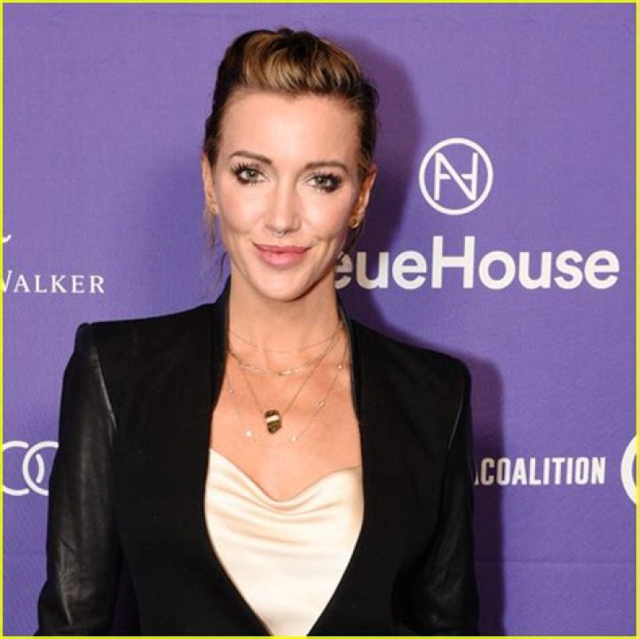 Katie Cassidy Net Worth