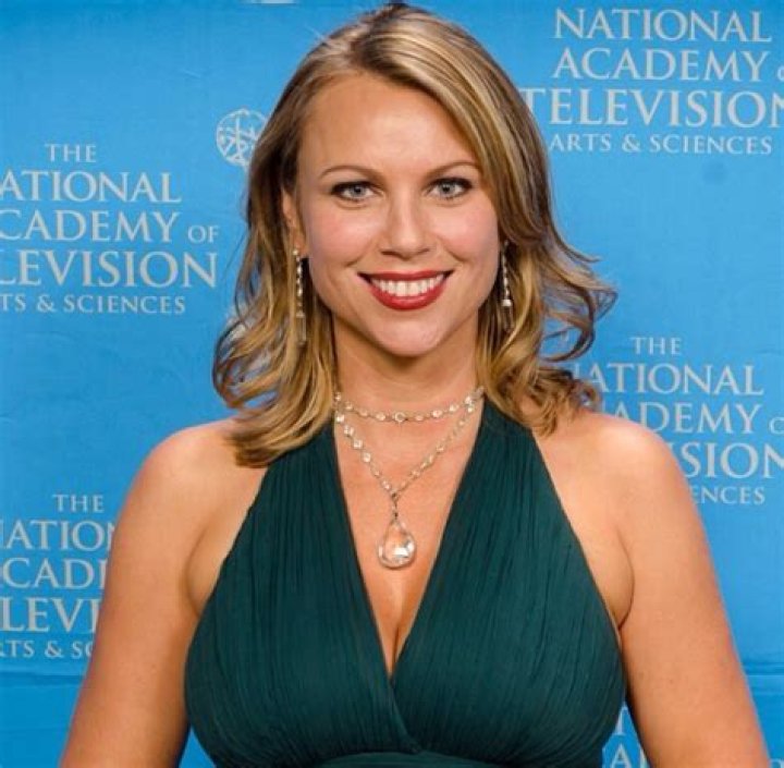 Lara Logan – Bio, Facts, Wiki, Net Worth, Affair, Married, Husband, Age, Height, Family, CBS News, Salary, Assault, Cancer, Career, Famous for, Trivia