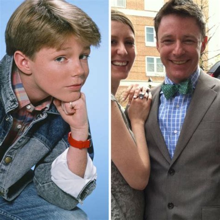 Mackenzie Astin Bio, Wiki, Age, Height, Wife, Children, Parents, Films, Actor, and Net Worth