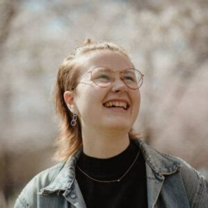 Mattea Roach Biography: Partner, Age, Instagram, Net Worth, Twitter, Wikipedia, Photos