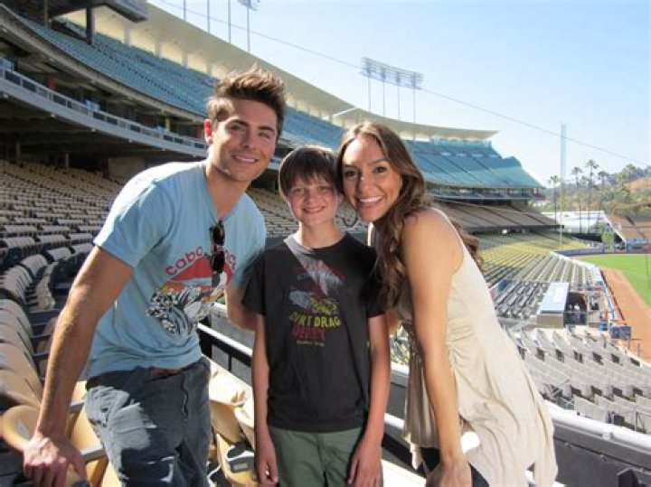 Meet Michael Tahan & Ellie Tahan; Charlie Tahan parents Family & Siblings