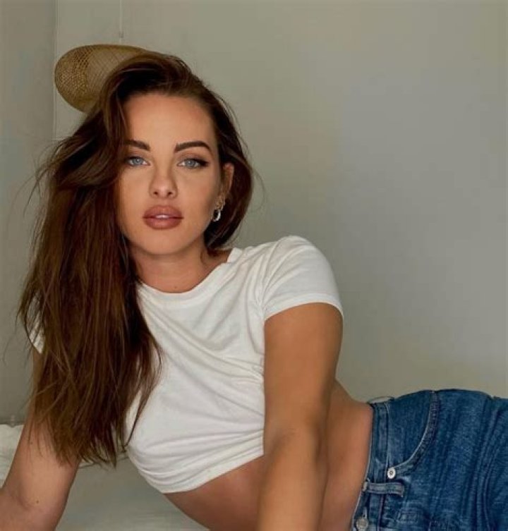 Montanna Gillis Wiki: Age, Instagram, Boyfriend, A California Christmas, Biography