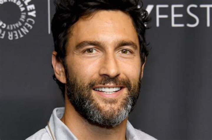 Noah Mills Age , Wikipedia , Biography Net Worth, Dating, Girlfriend, Gay, Parents
