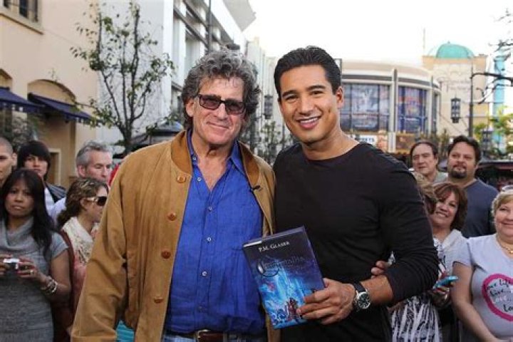 Paul Michael Glaser Net Worth: Career, Family, Age, Income, Wiki, Bio, All You Need to Know - SarkariResult