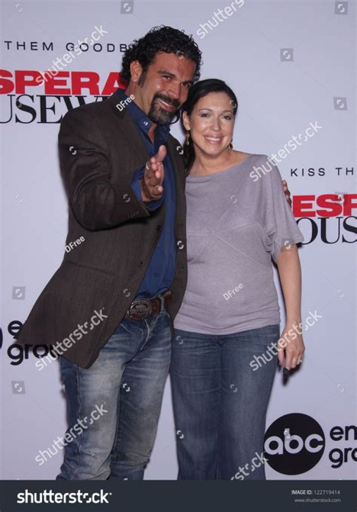 Ricardo Antonio Chavira Parents: Meet Juan Antonio Chavira, Elizabeth Ries Chavira