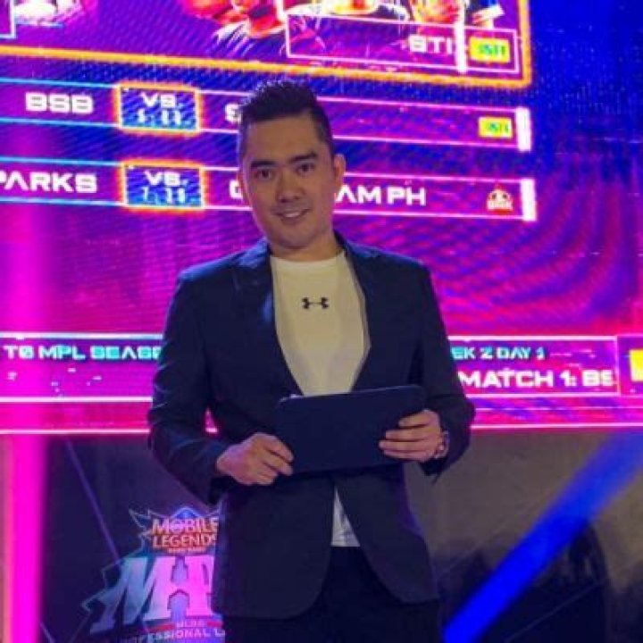 Rob Luna Girlfriend: Who Is JB Torres? Relationship And Family