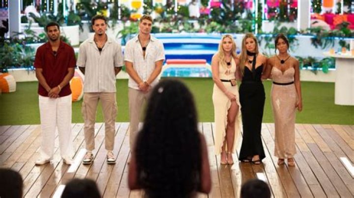 Salma Naran Ethnicity: Things To Know About Love Island Casa Amor Cast