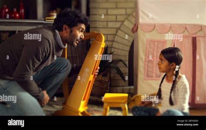 Sendhil Ramamurthy (Never Have I Ever)Bio-Wiki, Age, Wife, Kids, Net Worth, English Accent, Movies and TV Shows.