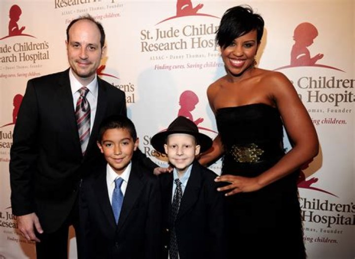 Steve Bunin Bio, Wiki, Age, Height, Wife, Children, Family, King 5, NBC, Salary and Net Worth