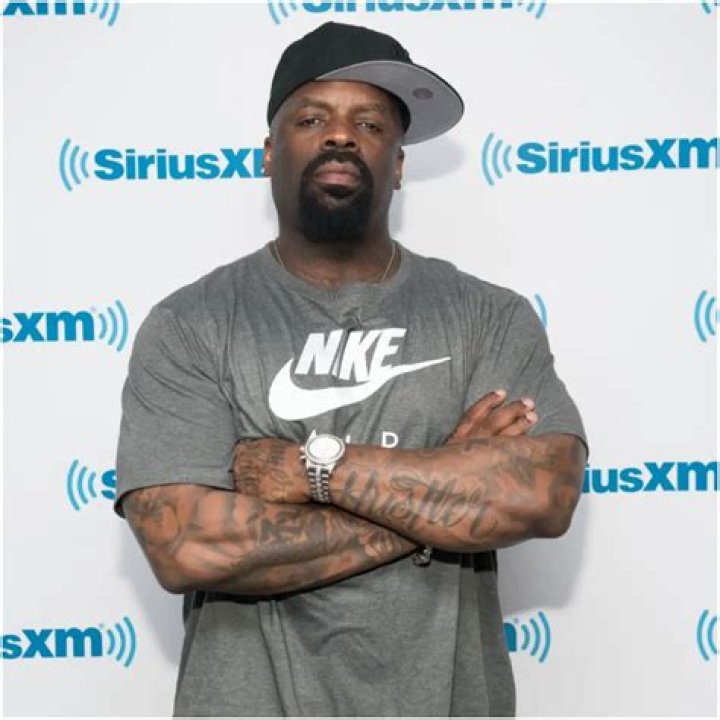 T.K. Kirkland: Wife, net worth, tattoos, smoking & body facts