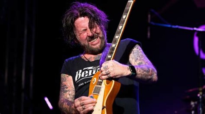 Tracii Guns Net Worth