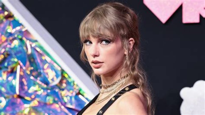 Unlocking the Vault: Decoding Taylor Swift's Blank Space Puzzle - Seeking Answers - SarkariResult