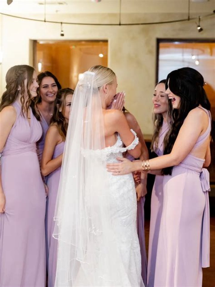 When Is Robin Baumgarten Getting Married? Partner, Fiance X Name Exposed