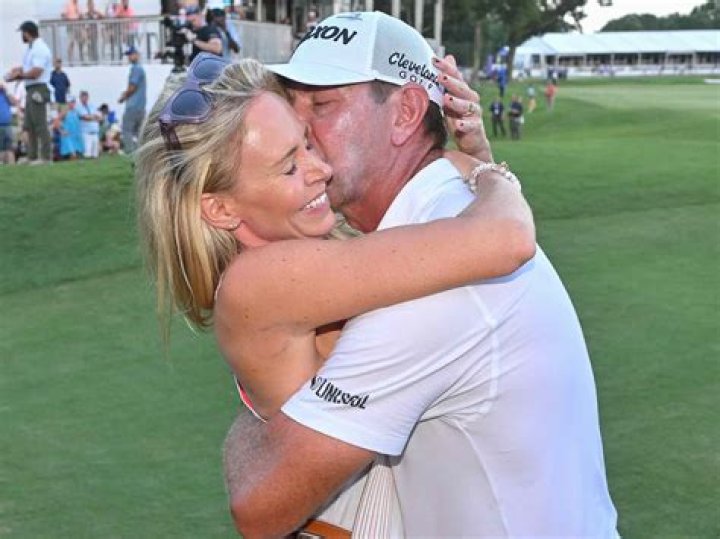 Where Is Golfer Lucas Glover Wife Krista Glover Today? Did They Get A Divorce?