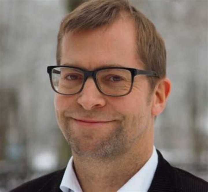 Who is Annalena Baerbock’s Husband Daniel Holefleisch Wiki, Age, DHL, Lobby, Salary, Career, Instagram