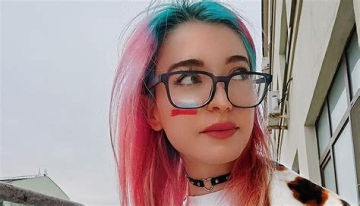 Who Is Boombl4 CSGO Girlfriend Liqueen.offi? Everything To Know About The Navi Player