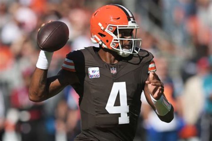 Who is Deshaun Watson? Exploring the NFL Star's Storied Career and Groundbreaking Contract - SarkariResult