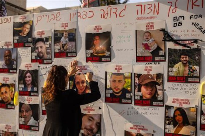 Who is Lucia Mendoza? Woman seen removing posters of Israeli children kidnapped by Hamas. - SarkariResult
