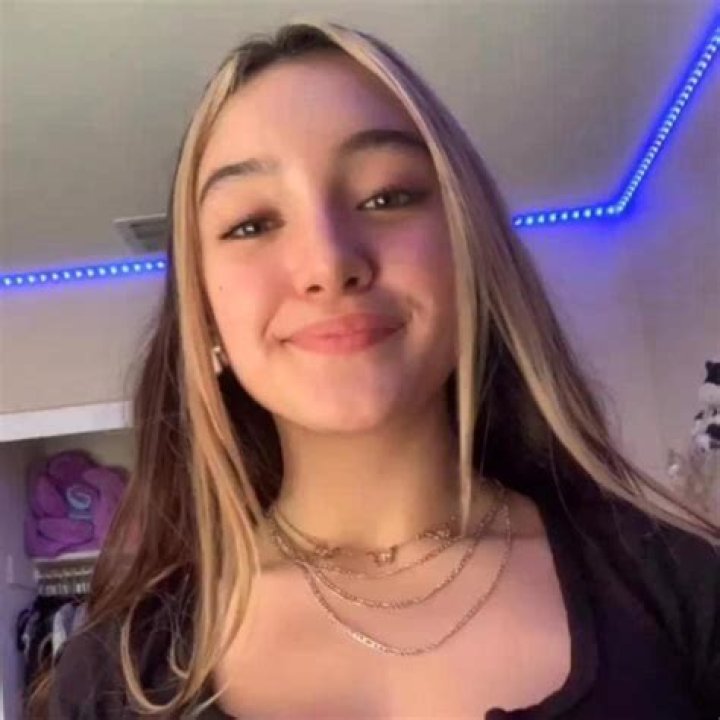 Who is Luvtheflex TikTok? Meet Her On Instagram