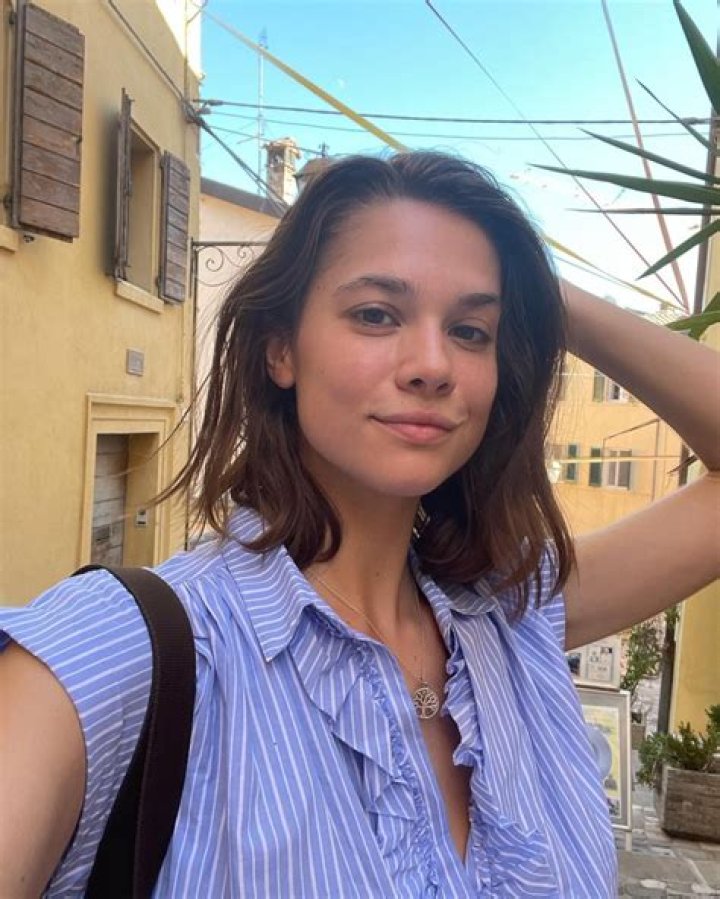 Who is Michelle Ellyse Schlaman? Age – Meet The Model On Instagram