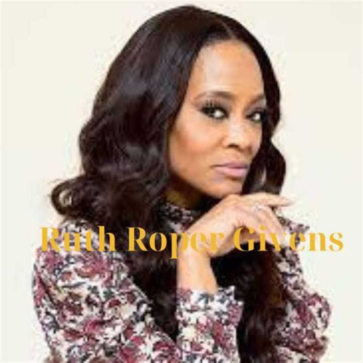 Who Is Ruth Roper Givens? Everything About Robin Givens Mother