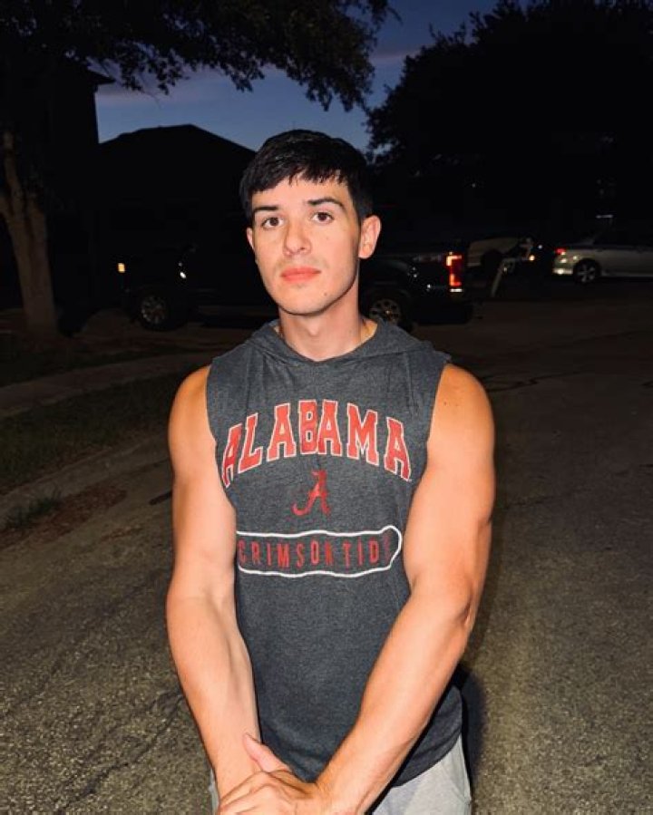 Zach Garcia (Actor) Wikipedia, Biography, Age, Height, Instagram