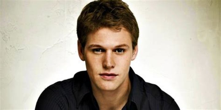 Zach Roerig (Actor) Net Worth